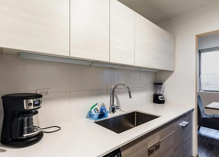 Ultimate 3br Luxury Near Navy Pier With Gym & Pool By Envitae Apartment *
