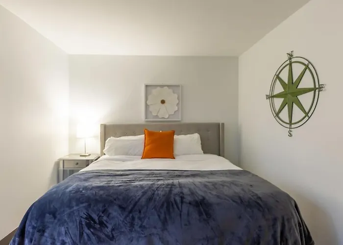 Ultimate 3br Luxury Near Navy Pier With Gym & Pool By Envitae * Chicago